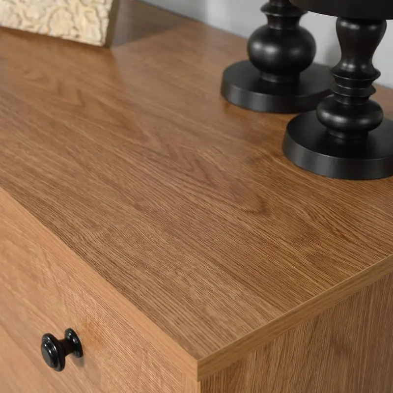 Komoda z 4 szufladami w kolorze brązowym do przechowywania i organizacji, stylowe meble do sypialni lub salonu, idealne na ubrania i...