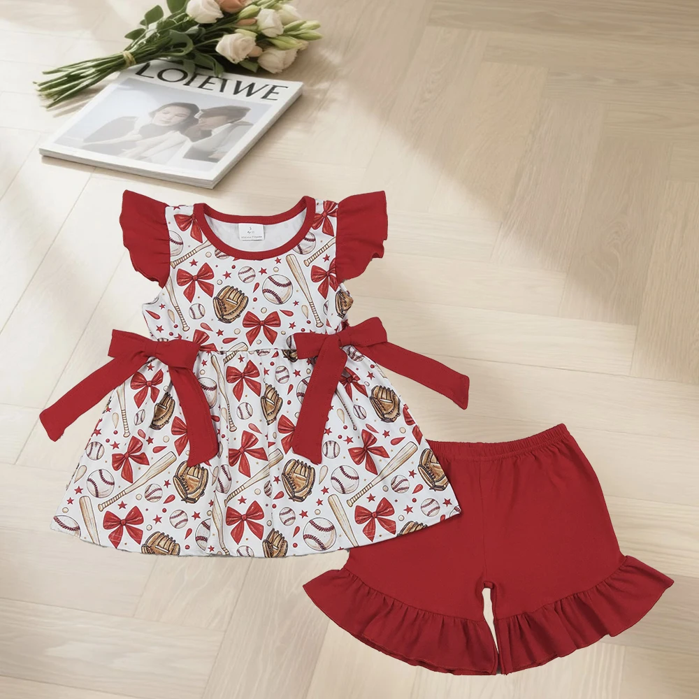 

Детский комплект одежды для девочек: туника с рюшами, шорты с оборками, бейсбольные бантами, командная форма