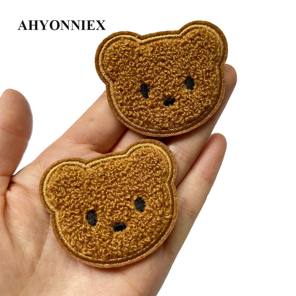 High Quality 2 Or 10pcs Sticker On Towel Embroidery Brown Bear Patches Appliques for Baby Hat Caps Dress Clothes DIY Decoration