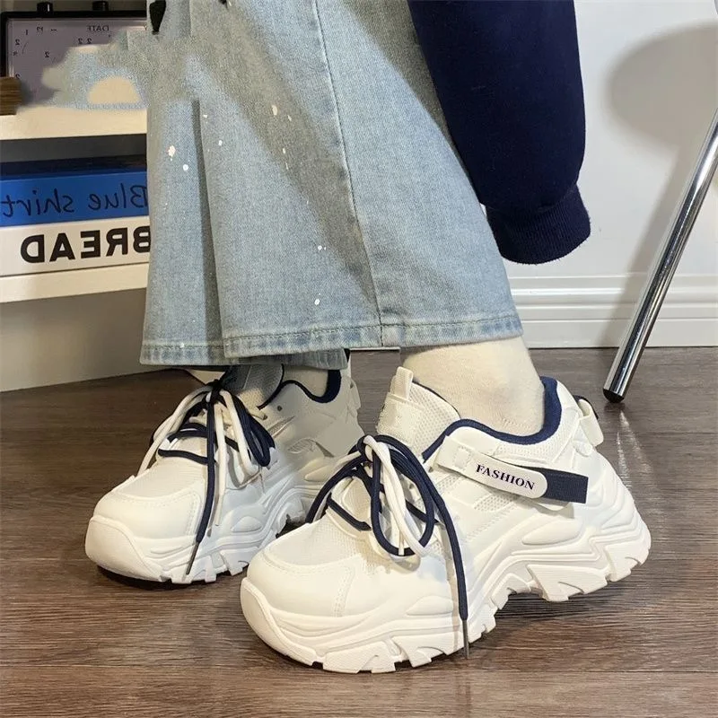 

Women's New Platform Sneakers Breathable Mesh Casual Sports Running Shoes 2026 Fashion Lace-up Home Vulcanized Shoes Size 40