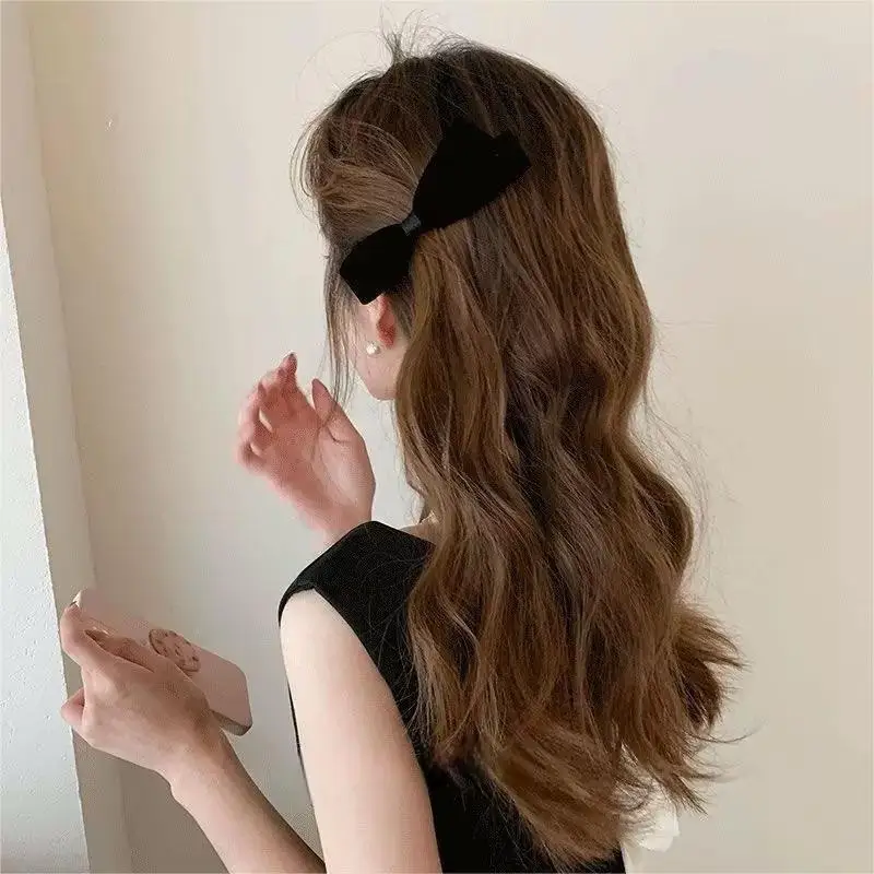 Elegant Black Suede Bow Hair Clip - A Classic And Versatile Hair Accessory For Women And Girls