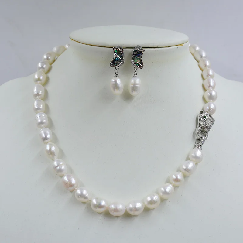 Beautiful 10-11mm natural white cultured pearl necklace earrings. Women's preferred wedding jewelry set 18”