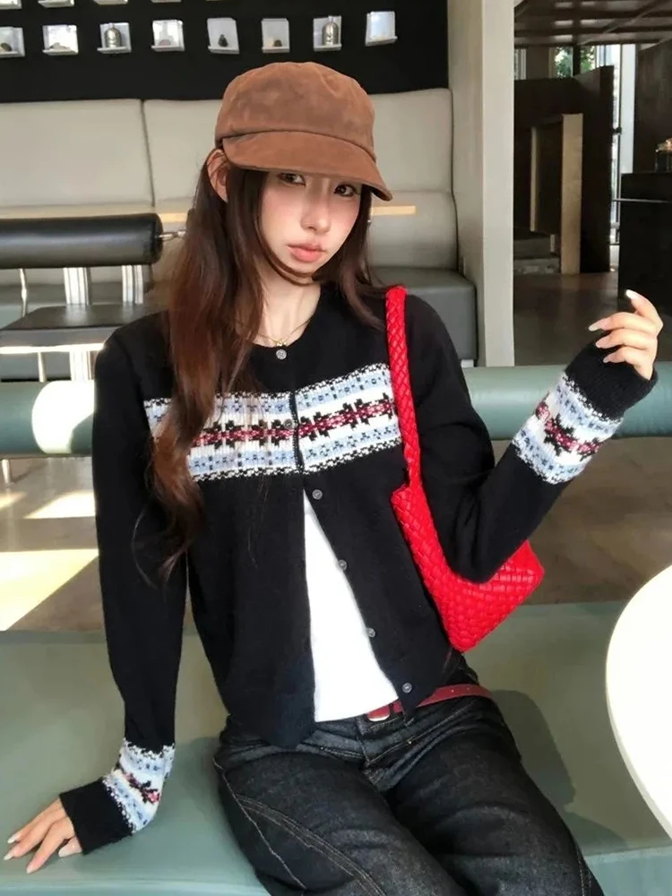 Outono inverno vintage malha cardigan feminino botão jacquard manga longa camisola casual preppy o pescoço doce retro estudante curto topos