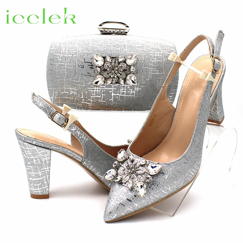 2023 Silver Color New Fashionable Pointed Toe High Heel Ladies Shoes Matching Bag Set For Nigerian Women Wedding Party