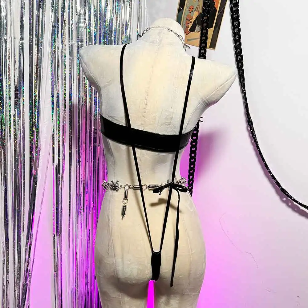 Club Wear Pin 2025 Rivetto borchiato Goth Punk Rock Kawaii Gotico Harajuku Fai da te Emo E-Girls Y2K Halter Canotta TOP Grunge anni '90 Eco