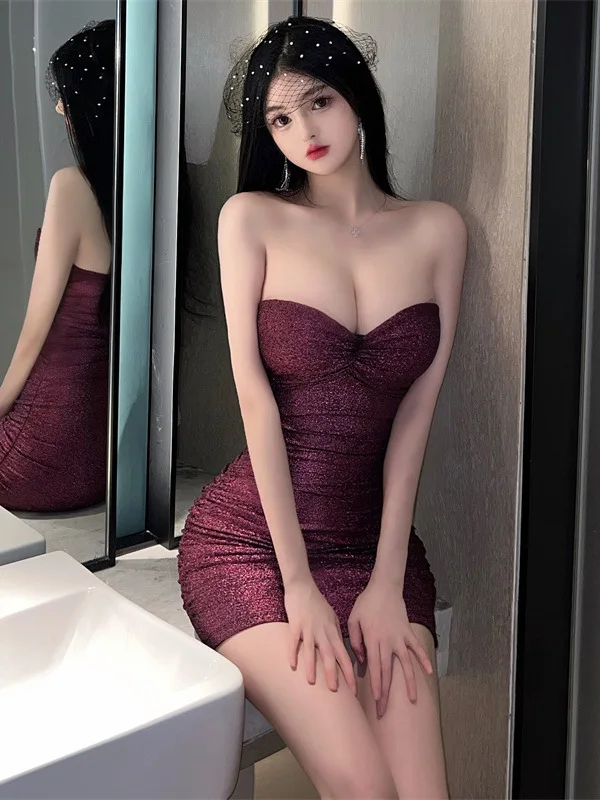 Sexy Woman in Tight Clothes: How This Dress Transformed My Night Out  Without Trying Too Hard