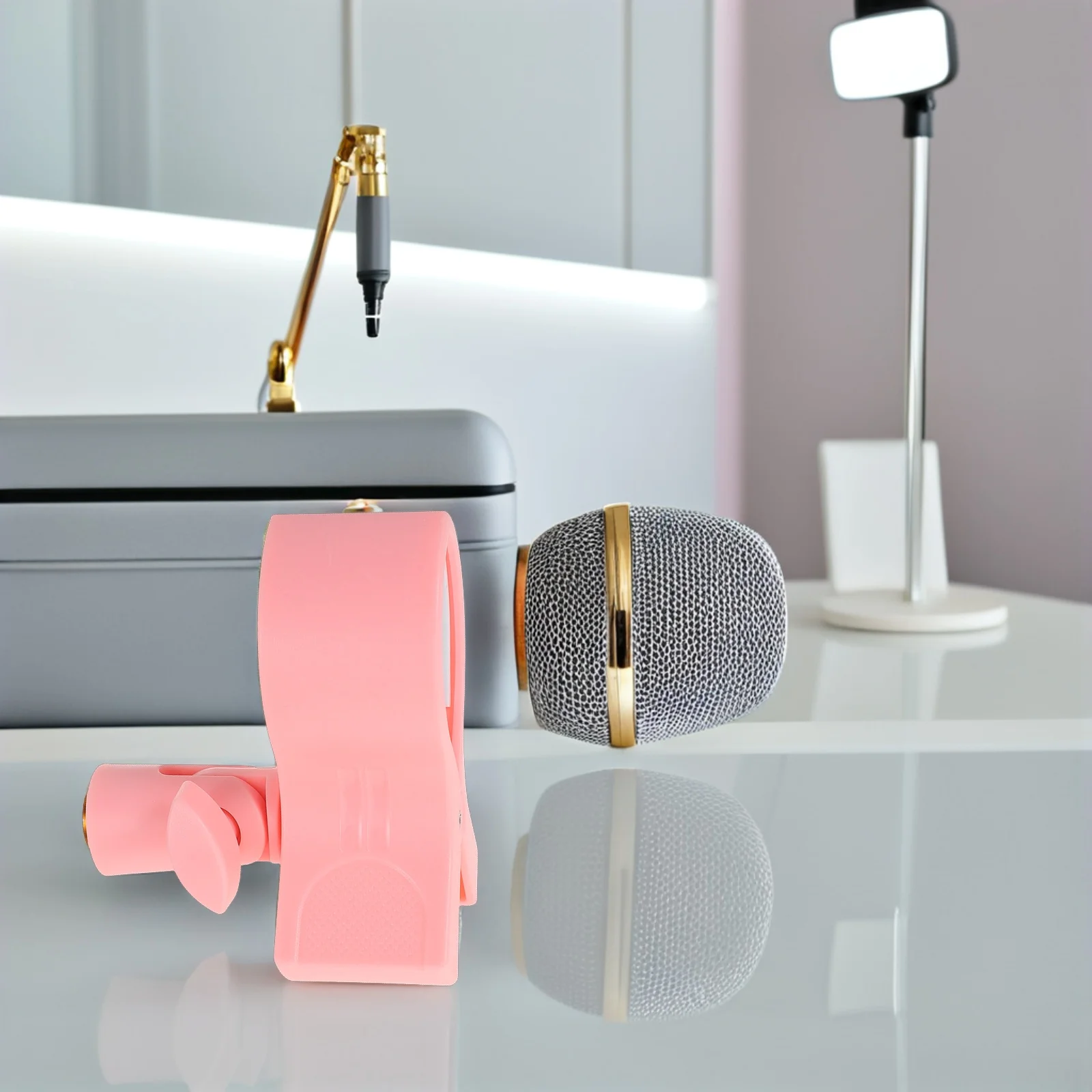 

Desktop Microphone Clip Clip-on Stand Copper Teeth Pink Plastic Clamp for Thick