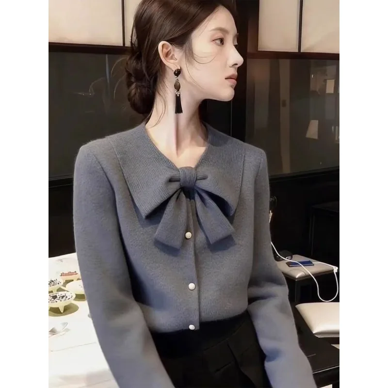 

Women's Bow Knit Sweater 2025 Winter Unique and Beautiful Not Common Suitable for Layering Mature Style