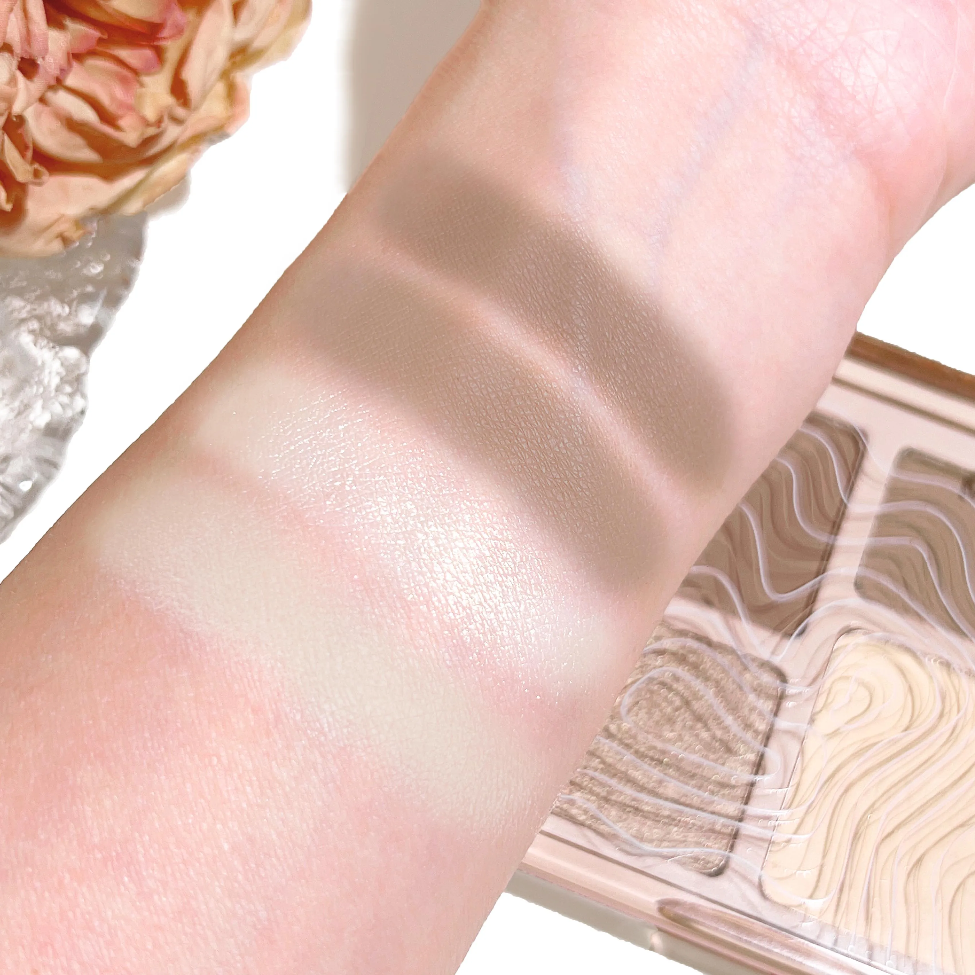 Four-color highlight three-dimensional contouring palette face brightening highlight shadow comprehensive palette