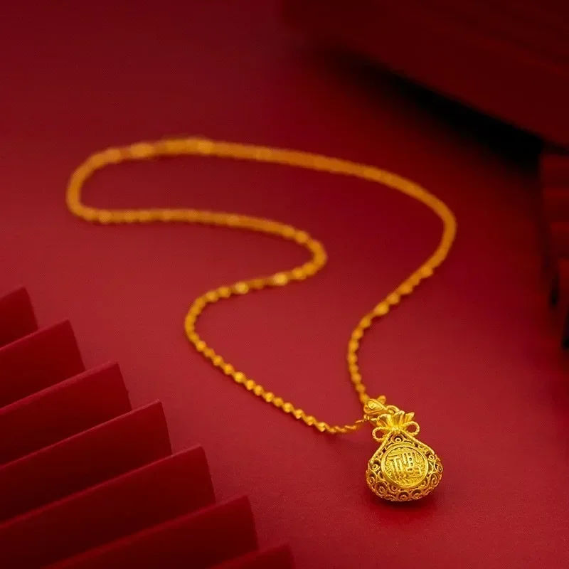 

Pure gold AU9999 real 24K necklace ladies filigree hollow bag pendant fashion retro purse