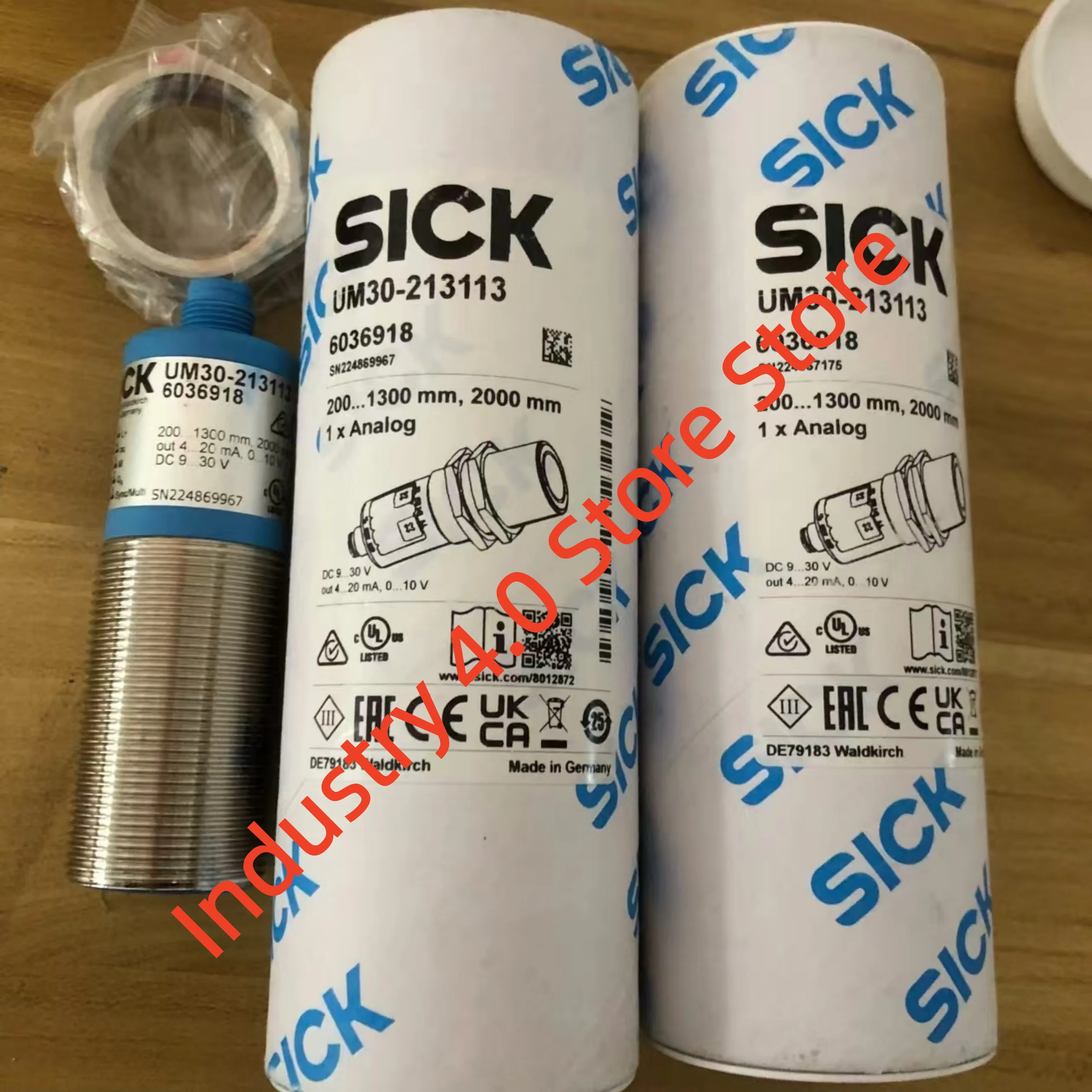 IM30-15BPS-ZC1 UM30-213113 brand new  Ultrasonic Sensor