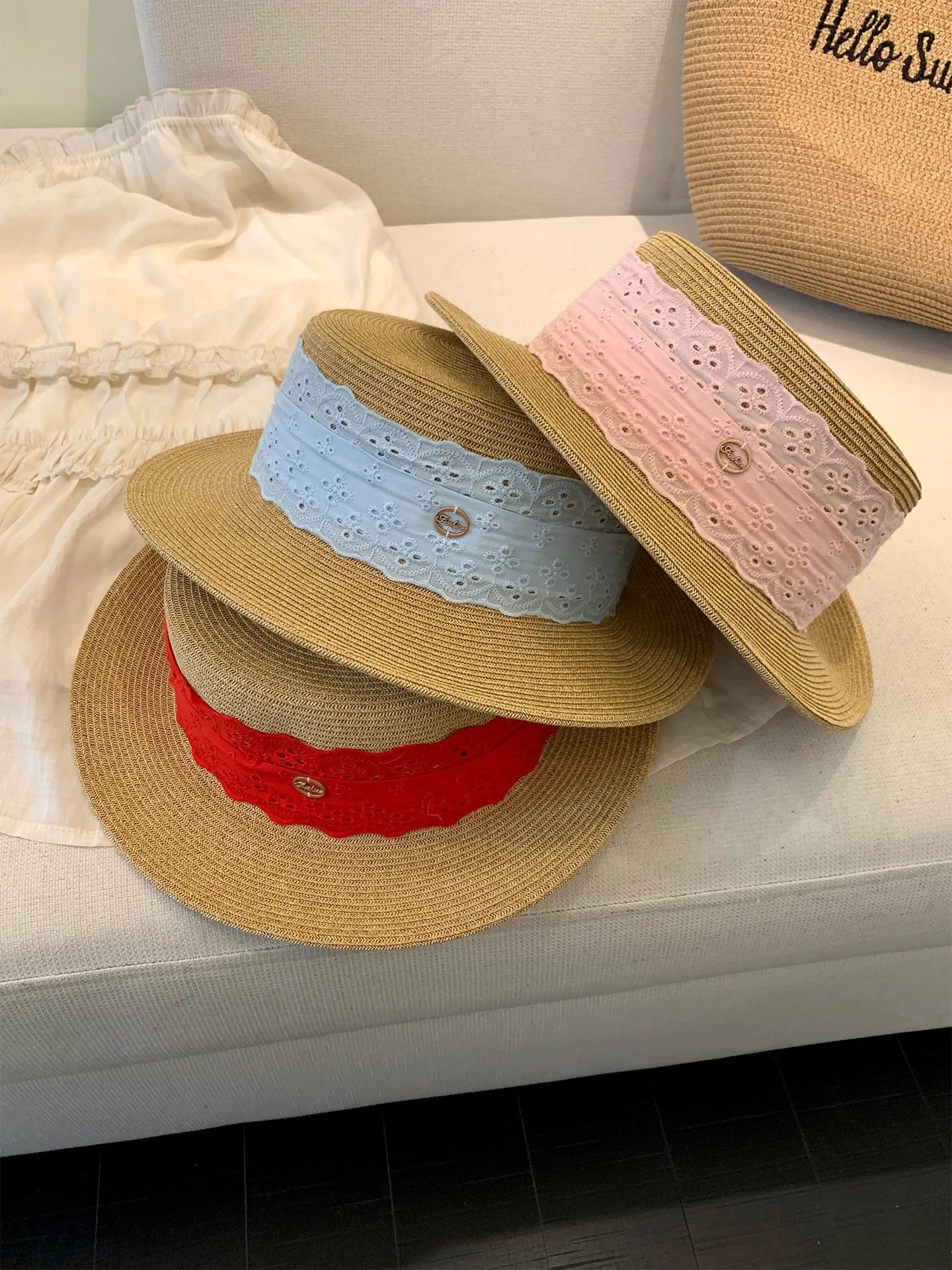 Hebe Style Lace Print Woven Flat Top Straw Hat Women Summer Beach Vacation Sun Protection Hat Adjustable Band Non Foldable