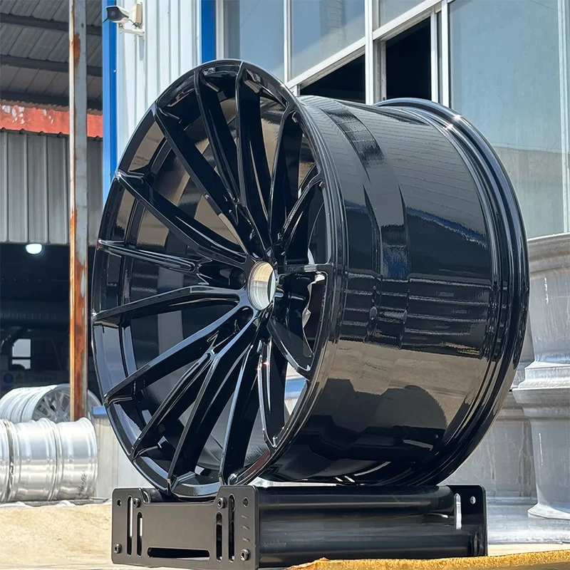 High Quality Lightweight Custom Forged & Flow Formed Alloy Wheel Rims, Multi Sizes With Wide Range PCD Options