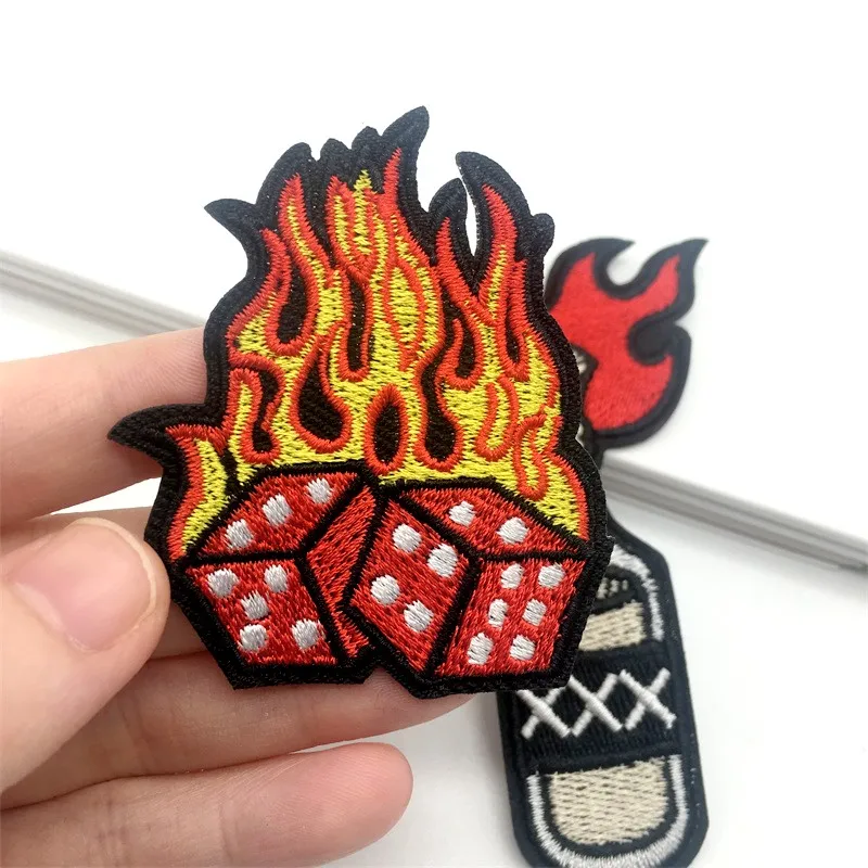 Parche bordado termoadhesivo llama – Aplique para chaqueta vaquera - imagen 3