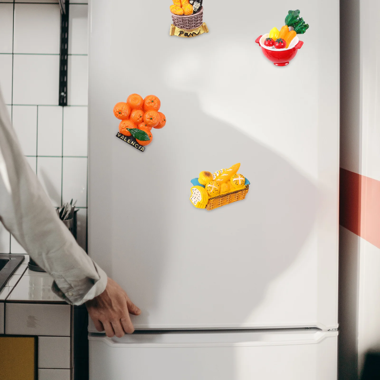 

5Pcs Cartoon Simulation Food Refrigerator Magnets Creative Magnetic Stickers for Kitchen Office Refrigerator Decoration