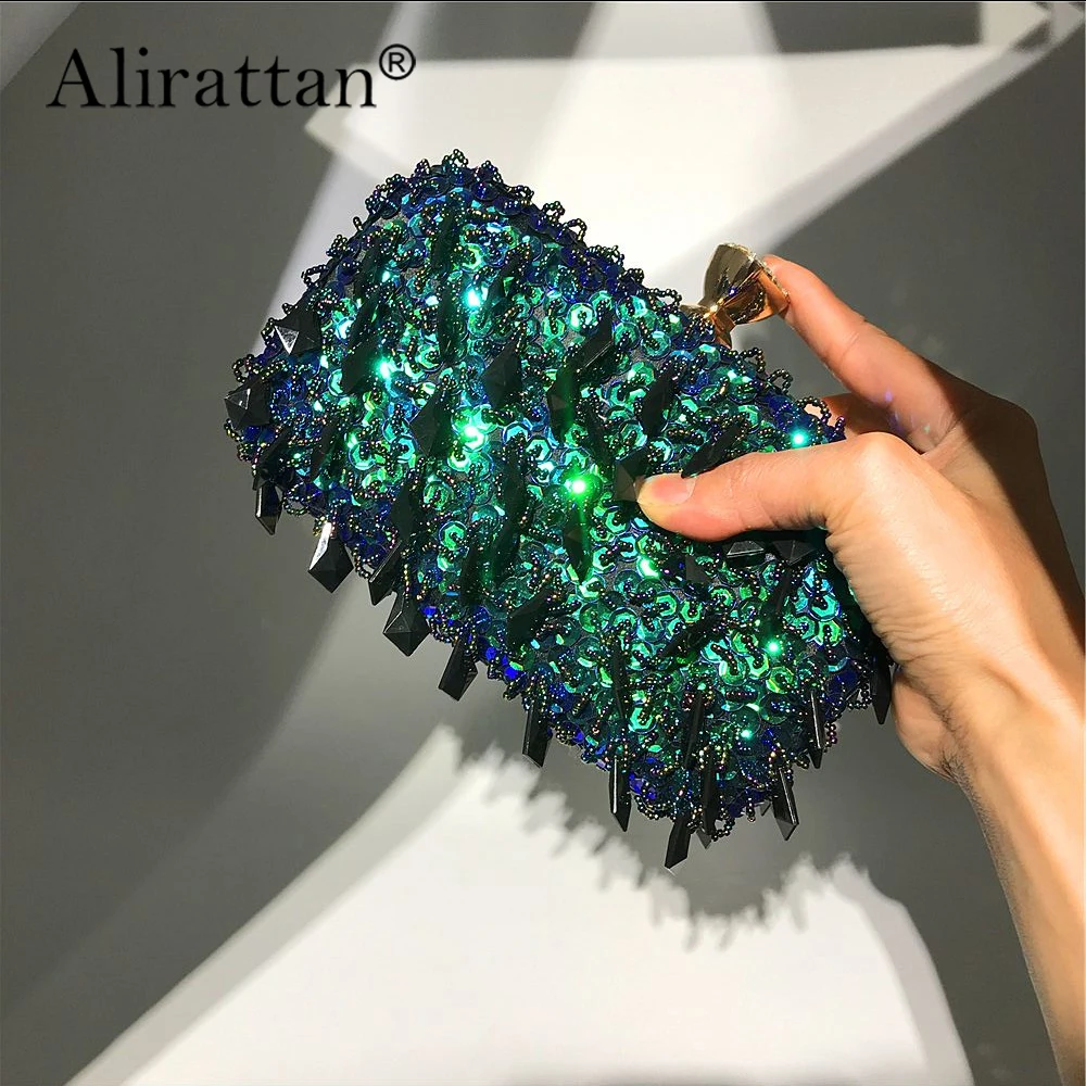 Alirattan 2025 New Women Diamond Evening Clutch Bags Fashion Chain Banquet Wallets Wedding Dinner Party Bags Bolsa Feminina