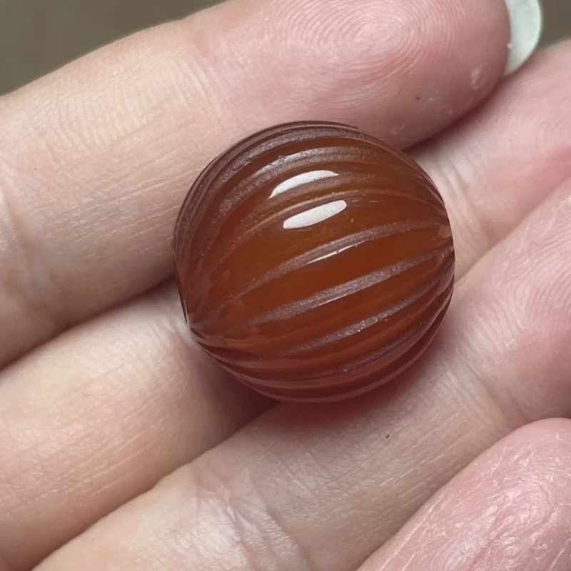 Antique beads, old agate, finely crafted polygonal pumpkin beads, top beads, Buddha beads, waist beads, bracelet accessories, an