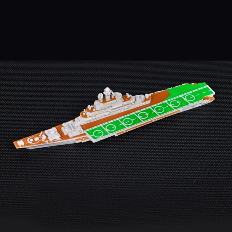 1PC 1/2000 Scale Type 1143 Kiev-class Aircraft Carrier Model Miniature Naval Vessel Length 13.7cm for Static Display DIY Diorama