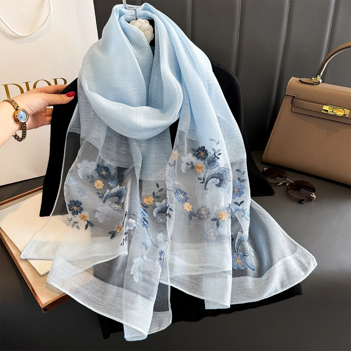 

Luxury Spring Summer Sunscreen Shawl Lady Wrap Scarves Embroidery Design Female Foulard Stole Scarf Pashmina Poncho 2026 Scarves