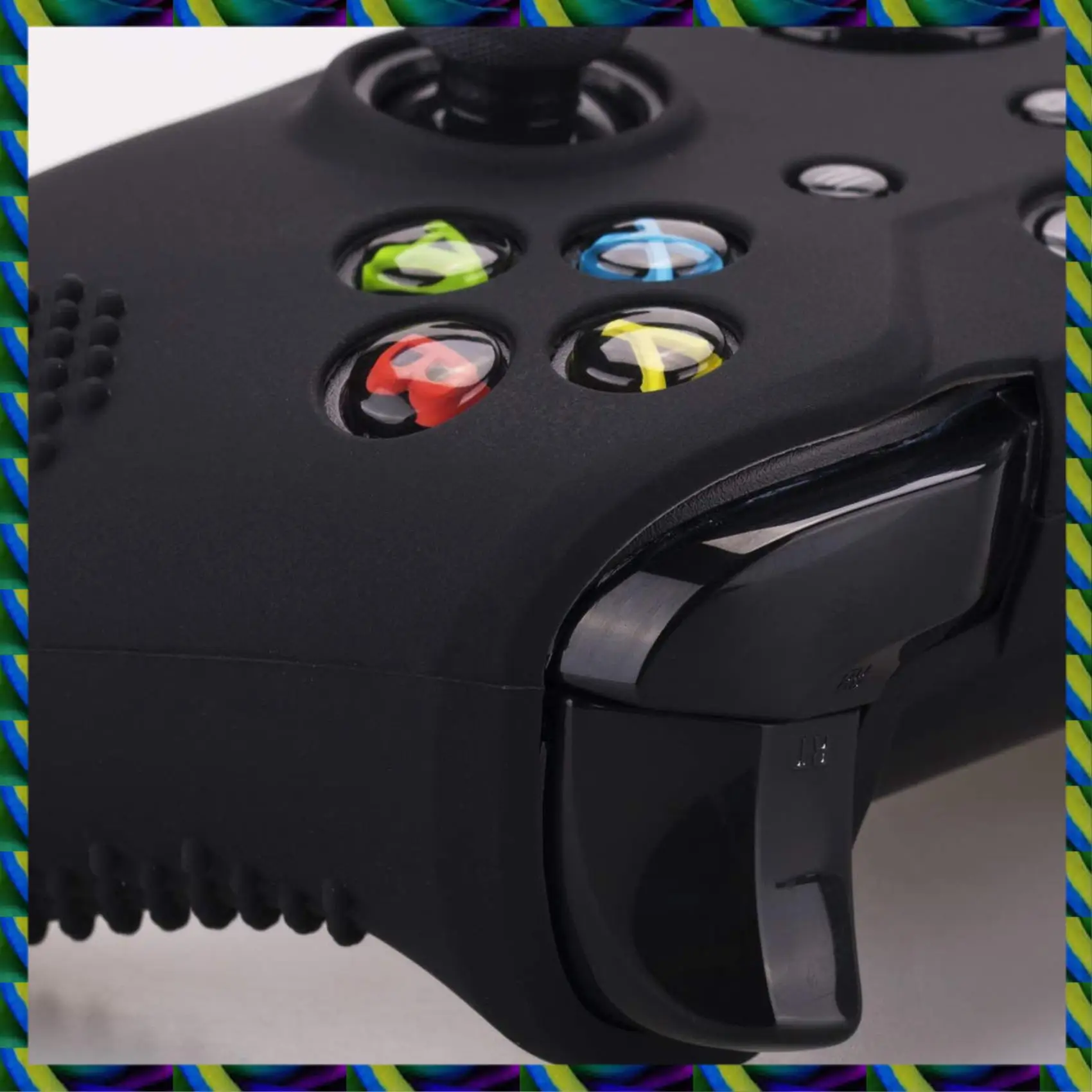 ฝาครอบซิลิโคนแบบมีกระดุมรายวันสําหรับ Microsoft One X และ One S Controller X 2 พร้อมด้ามจับนิ้วหัวแม่มือ Pro 16 ชิ้น (สีดํา)