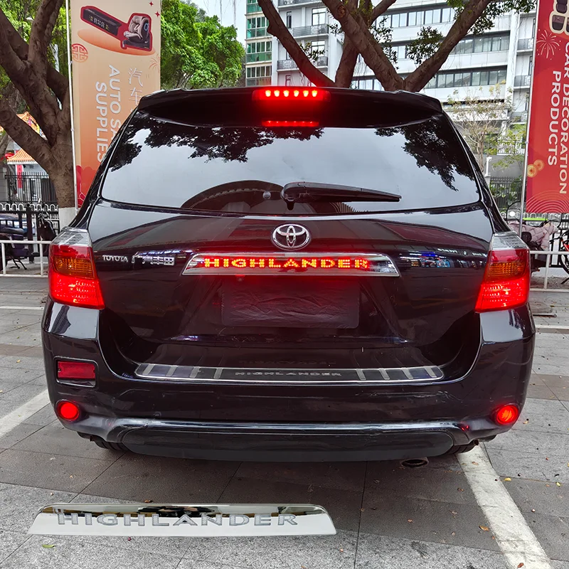 

Suitable for 2009-2014 Toyota Highlander Toyota Kluger rear high-mounted brake light warning through-through tail light