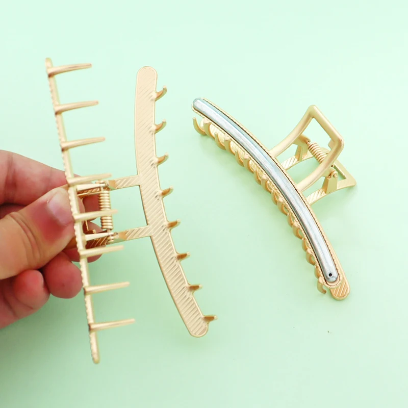 

Новая китайская заколка для волос с вышивкой и синим крашением, с тканевым основанием, для самостоятельного декора, из сплава, модный аксессуар