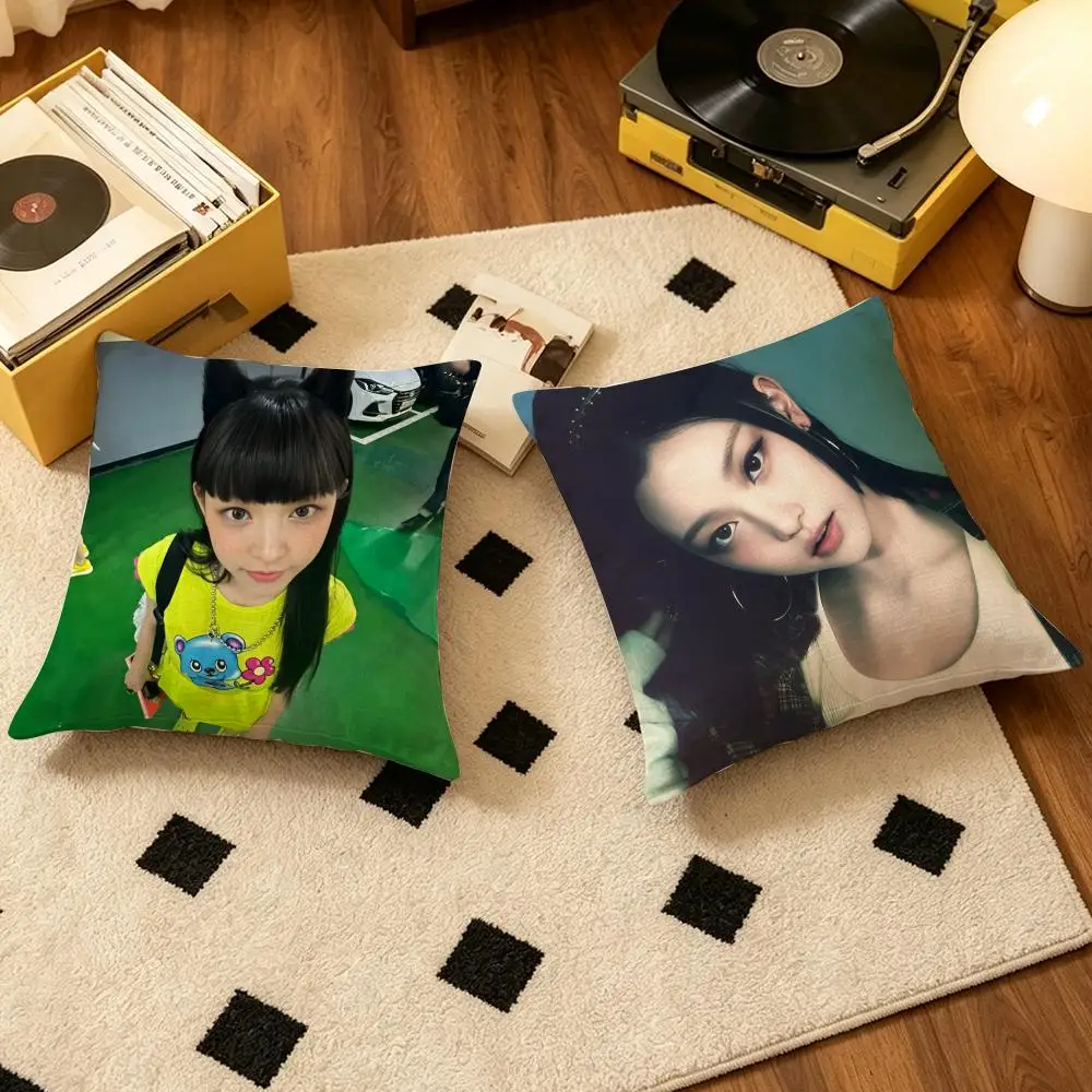 Music H-Haerin Cushion Cover Home Decor Cushion Cover Soft Throw Pillowcase for Sofa Bedroom Outdoor Use