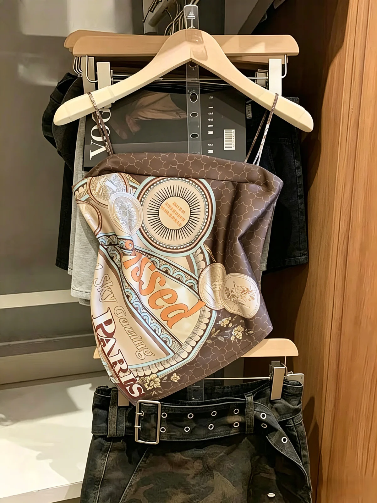 Summer New Style Women's Printed Strap Vest Self-Keeping Pattern Back Strap High-End Feeling Silk Top Korean Style Slim Fit
