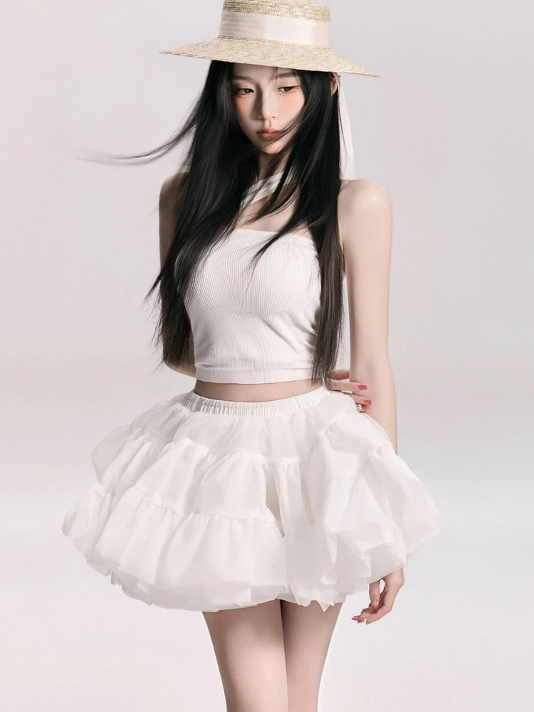 

Фотосессия в корейском стиле для девочки-балерины на день рождения: атмосферная художественная фотография, модная одежда, создающая особую атмосферу, этнический костюм.