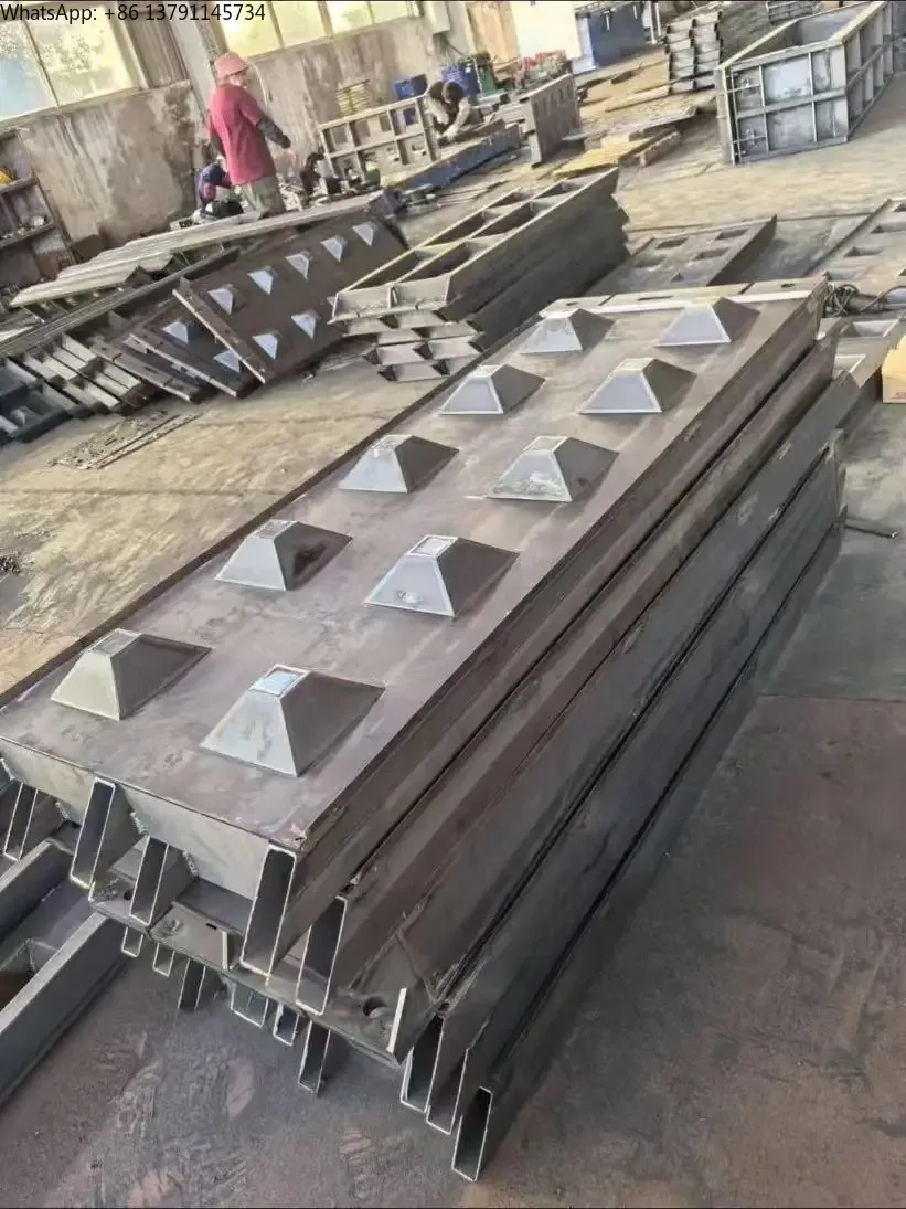 High Strength Steel Concrete Block Mold for Retaining Wall - Easy-to-Assemble Modular Construction