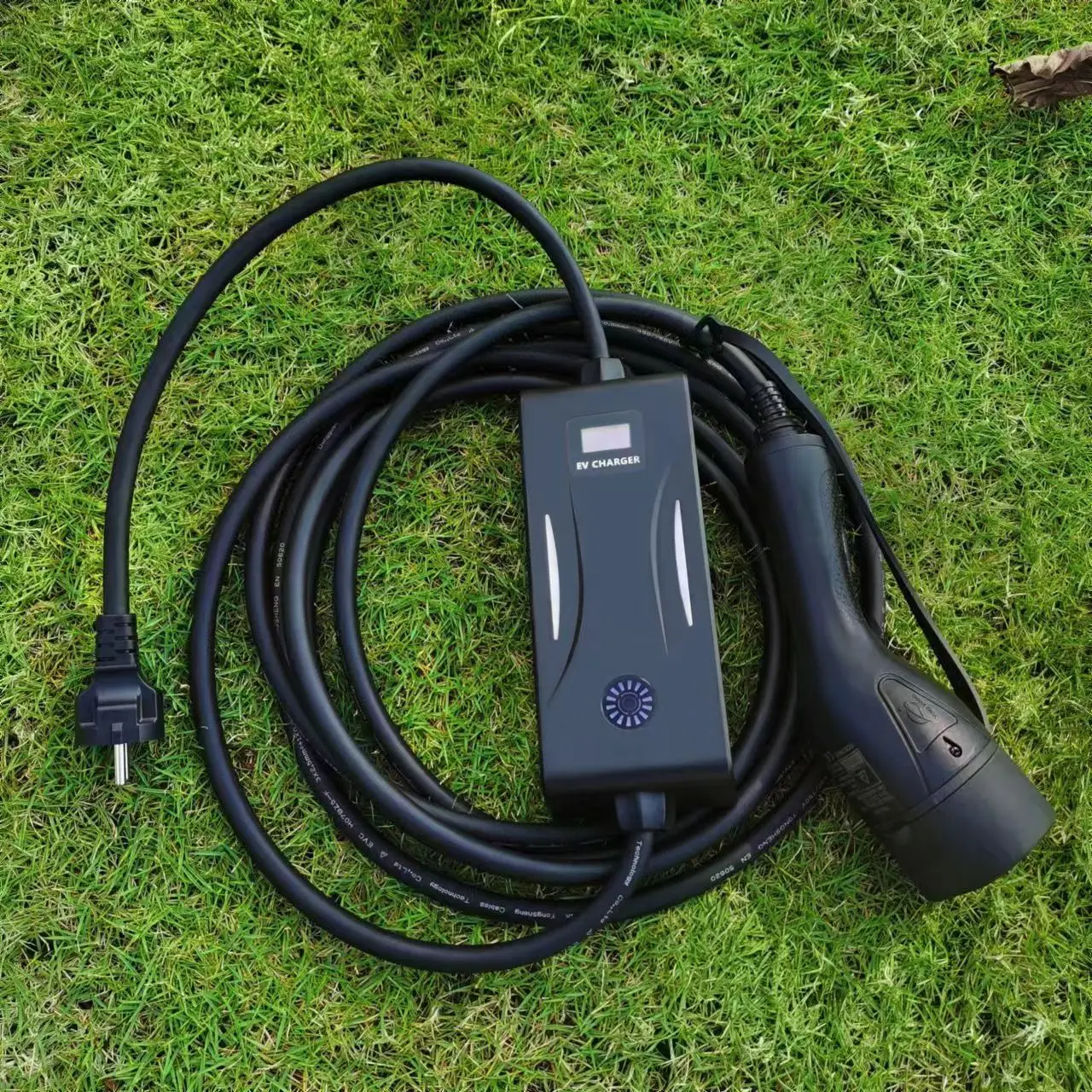IEC 6 2196-2 Electric Vehicle Charging Electric Vehicle Charger Level 2 16A Adjustable AC Portable Electric Vehicle Charger