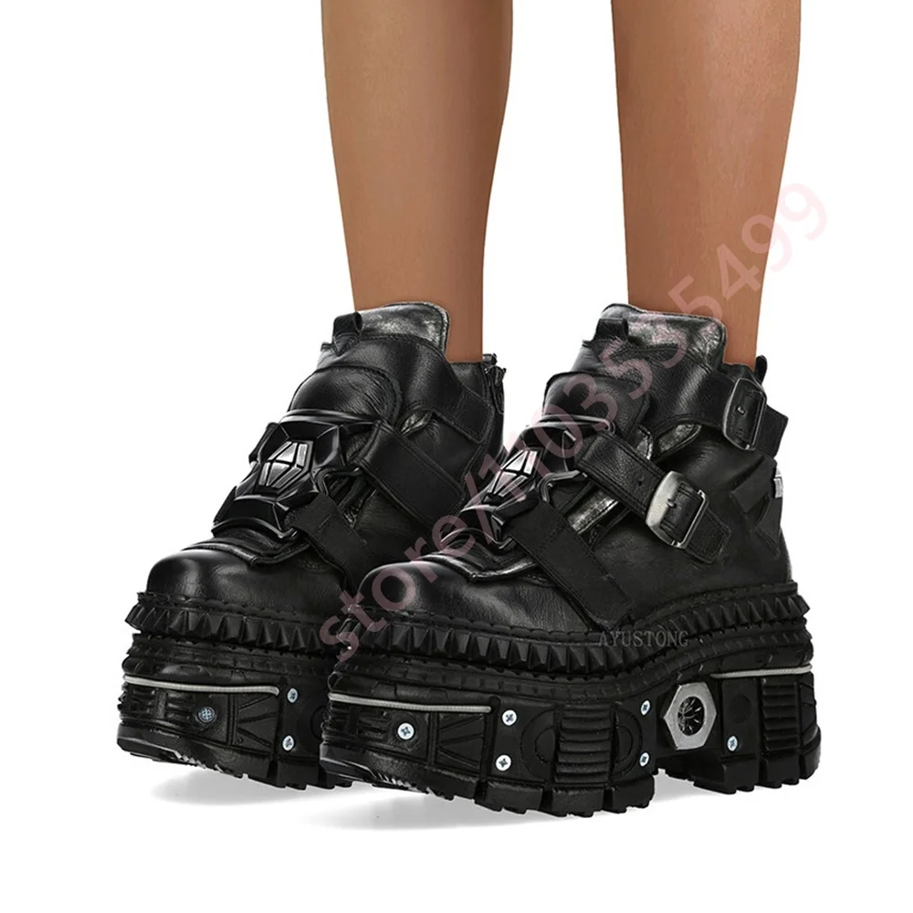 Tank metal studded punk ankle boots 2026 new street rock belt buckle Y2K motorcycle boots fashion women's sports and casual boot