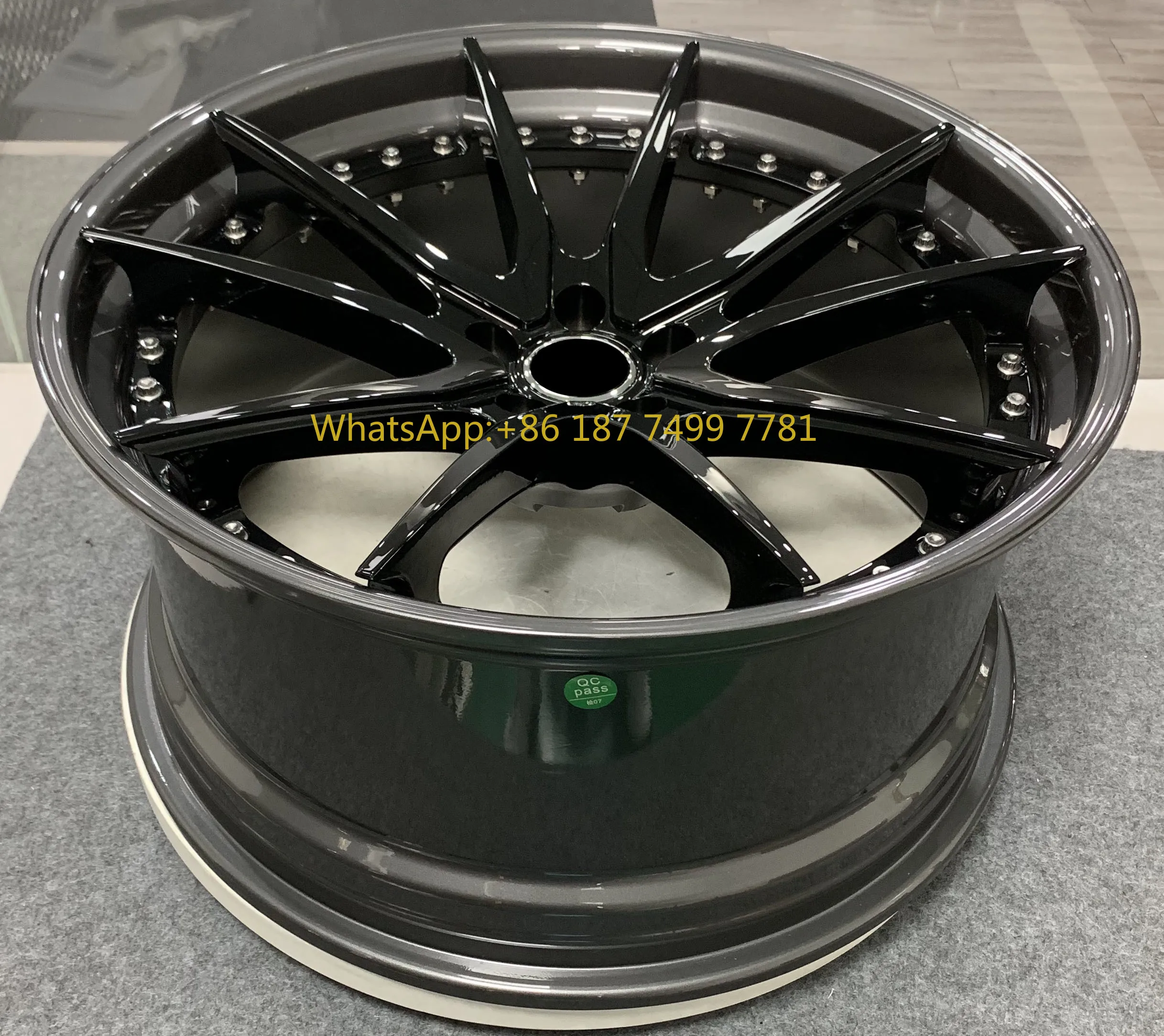 

Gunmetal Gray/Silver Rim Black Spokes Custom Forged Wheels Pcd 5*112 18 19 20 21 22 Inch Forged Car Wheels for . Masarati .