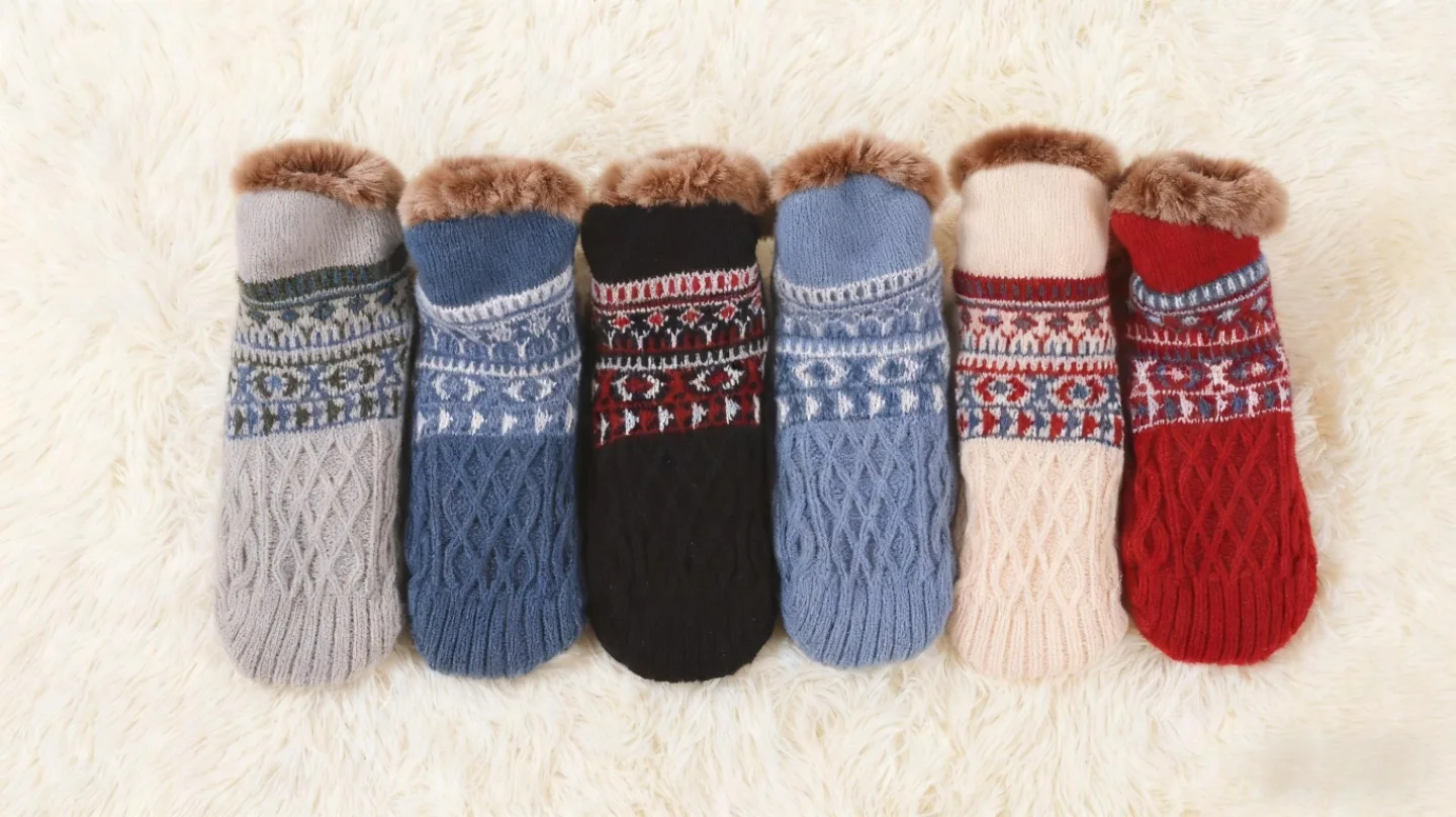Fall and Winter Floor Socks Home Warm Women Men Snow Sleep Carpet Slippers Fluffy Non-slip