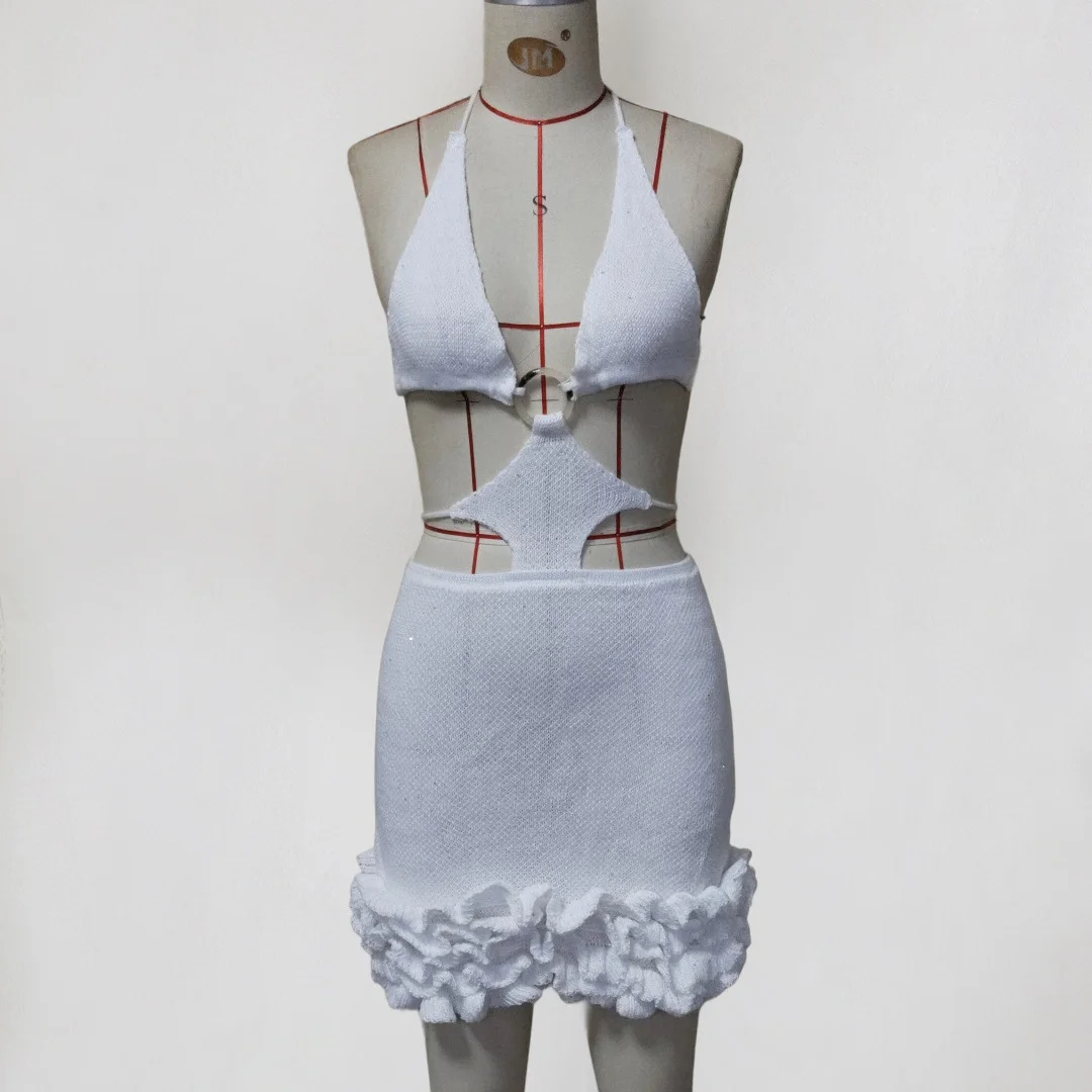 Sexy, ausgeschnittenes, gerüschtes, halterneckiges, gehäkeltes, gestricktes Tunika-Strandkleid, Strandkleid, Strandmode, Damenmode V8234 – Detail 6