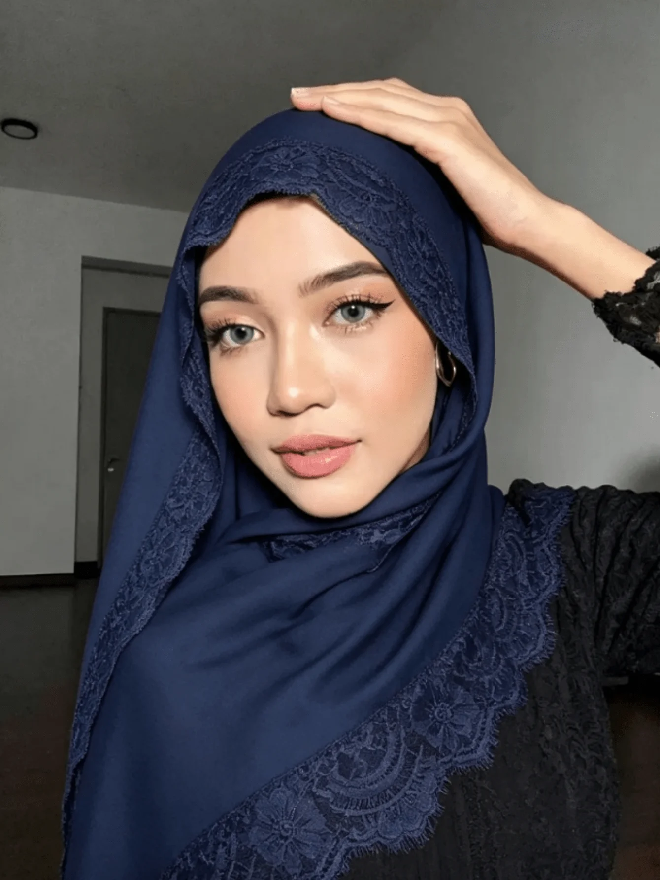 

1pc Midnight Lace Hijab, Bohemian Lightweight Chiffon Shawl, Soft Fashion Headscarf, All Seasons Daily Wear Muslim Women Scarf