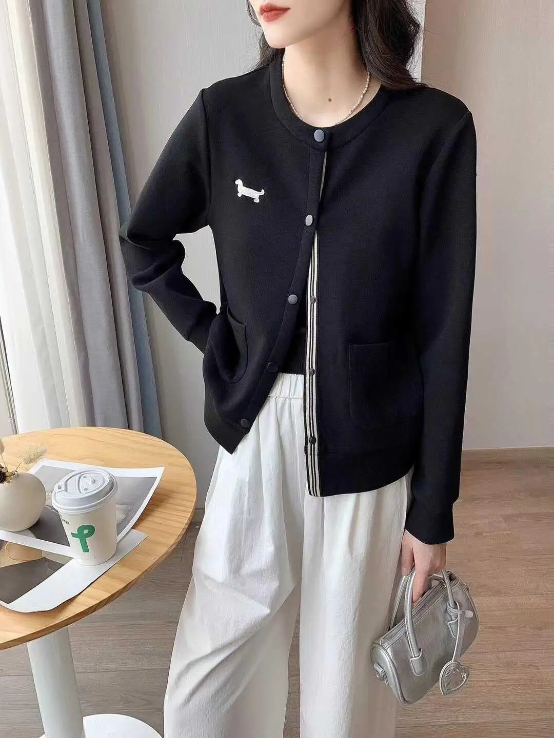 Ele bordado único botão casual moletom jaet confortável emagrecimento solto ajuste redondo ne algodão mistura de poliéster