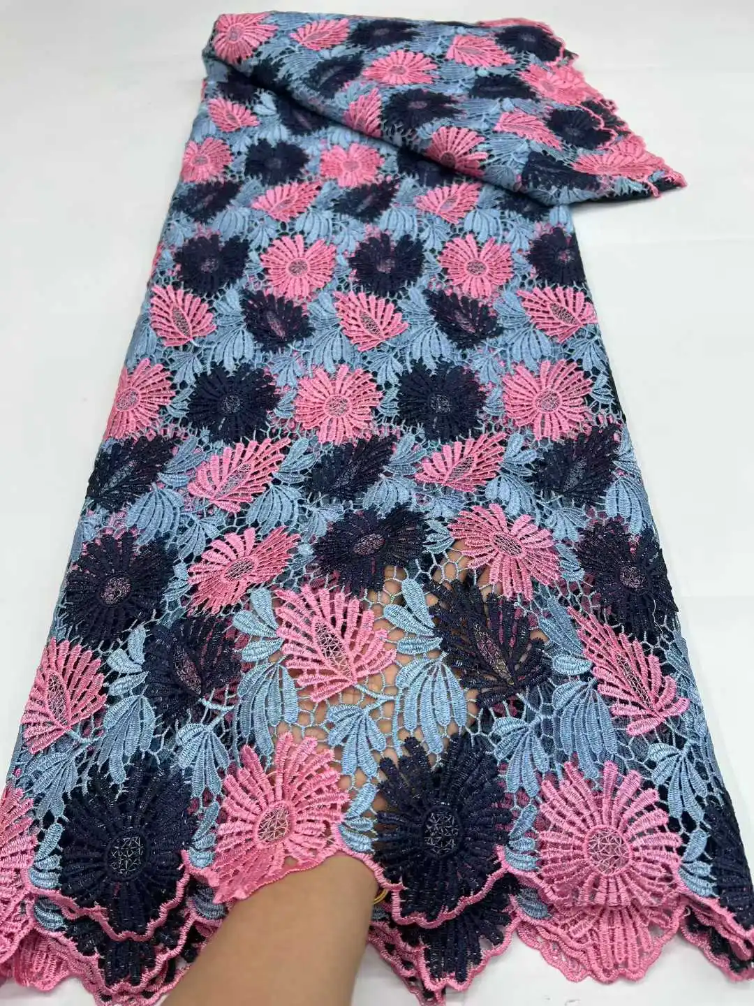 

Нигерийское гипюровое кружево с африканской вышивкой высокого качества для элегантных женских нарядов, ткани для шитья, материала асоеби