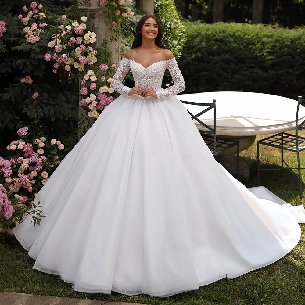 Saudi-arabisches Hochzeitskleid, maßgeschneidert, V-Ausschnitt, volle Ärmel, Perlenapplikation, Spitze, Ballkleid, Brautkleider, Robe De Mariee – Detail 3