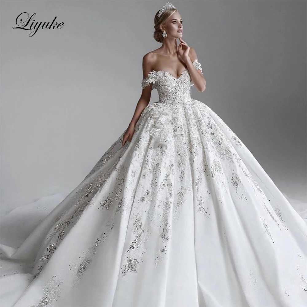 

Liyuke Luxurious Shiny Embroidery Lace Sweetheart Ball Gown Wedding Dress Beading Pearls Appliques Off The Shoulder Bridal Gowns