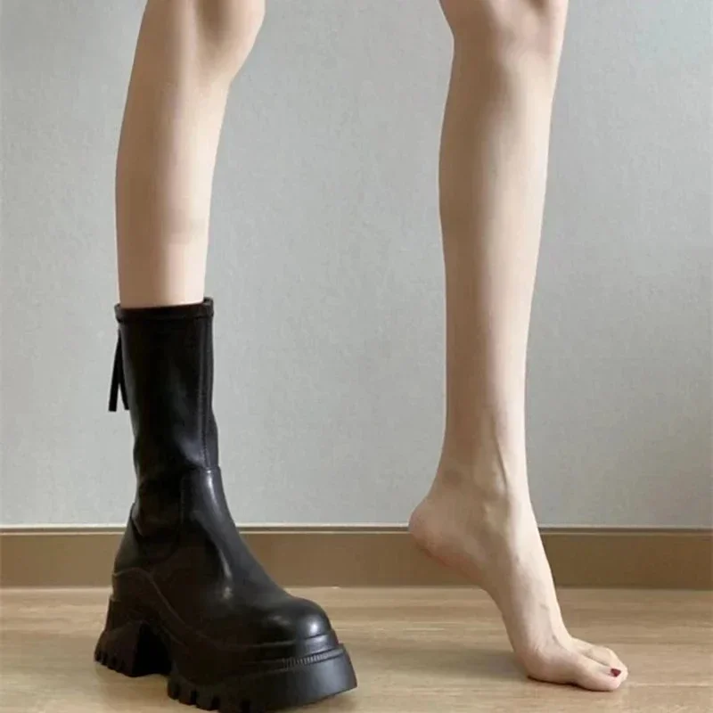 

Женские ботинки до середины икры на платформе, модная обувь из мягкой кожи, осенне-зимние женские короткие ботильоны на толстом каблуке