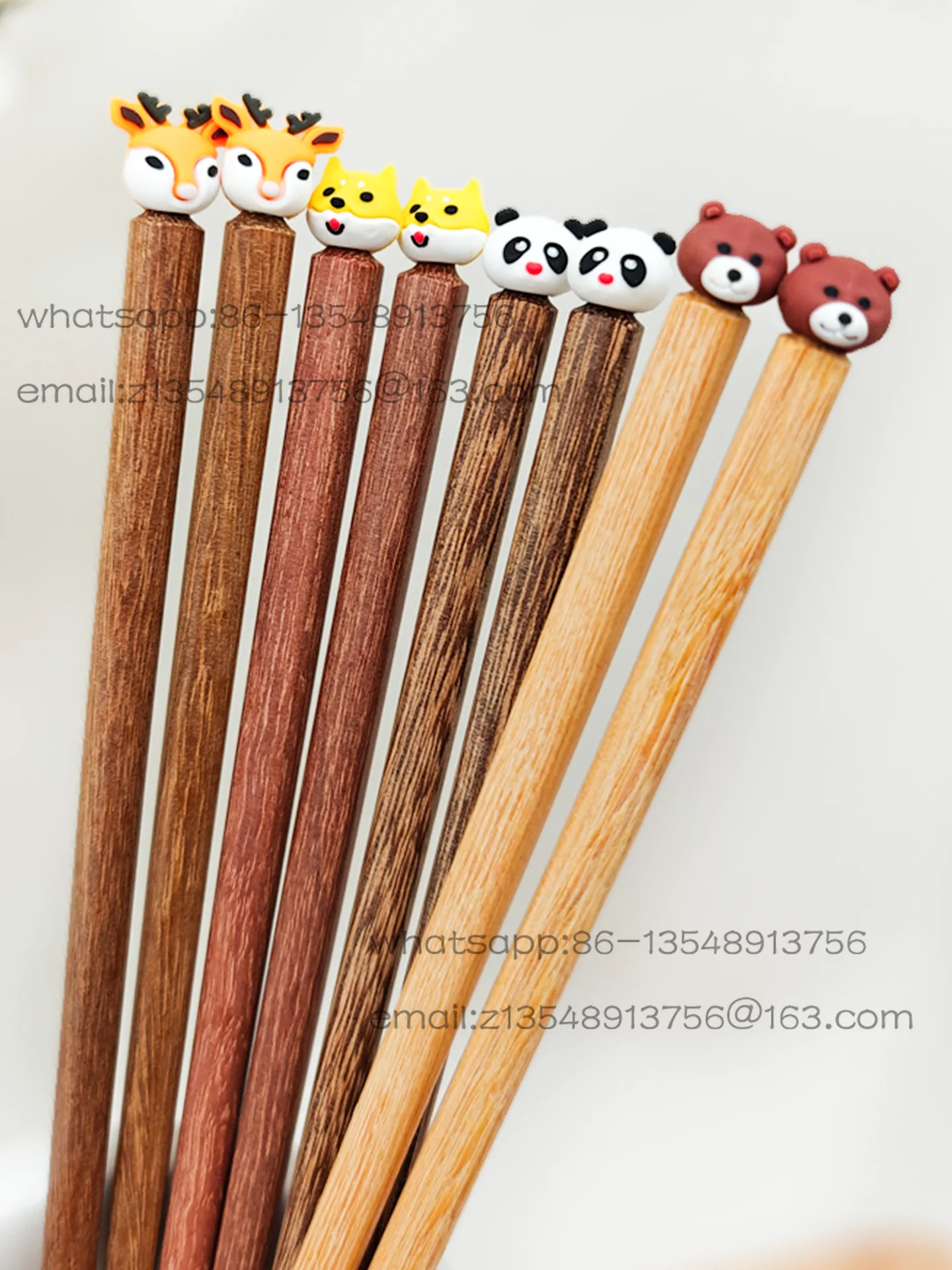 Solid wood cartoon chopsticks,anti-collision short chopsticks, special for kindergartens, paint-free, wax-free and mildew-proof.