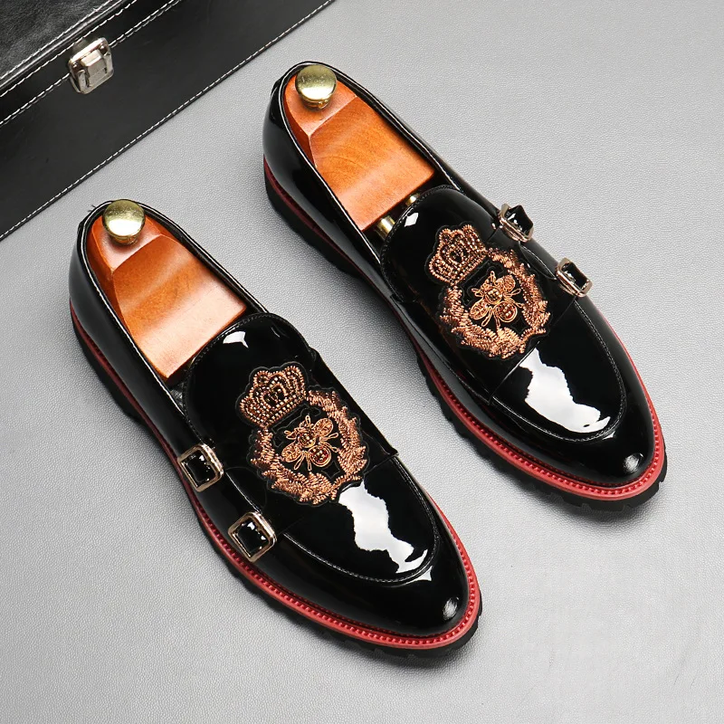 Stylish Man Shoes leather Casual Business Fashion Embroidery Loafers Men British Style Monk Mens Slip-on Outdoor Shoe