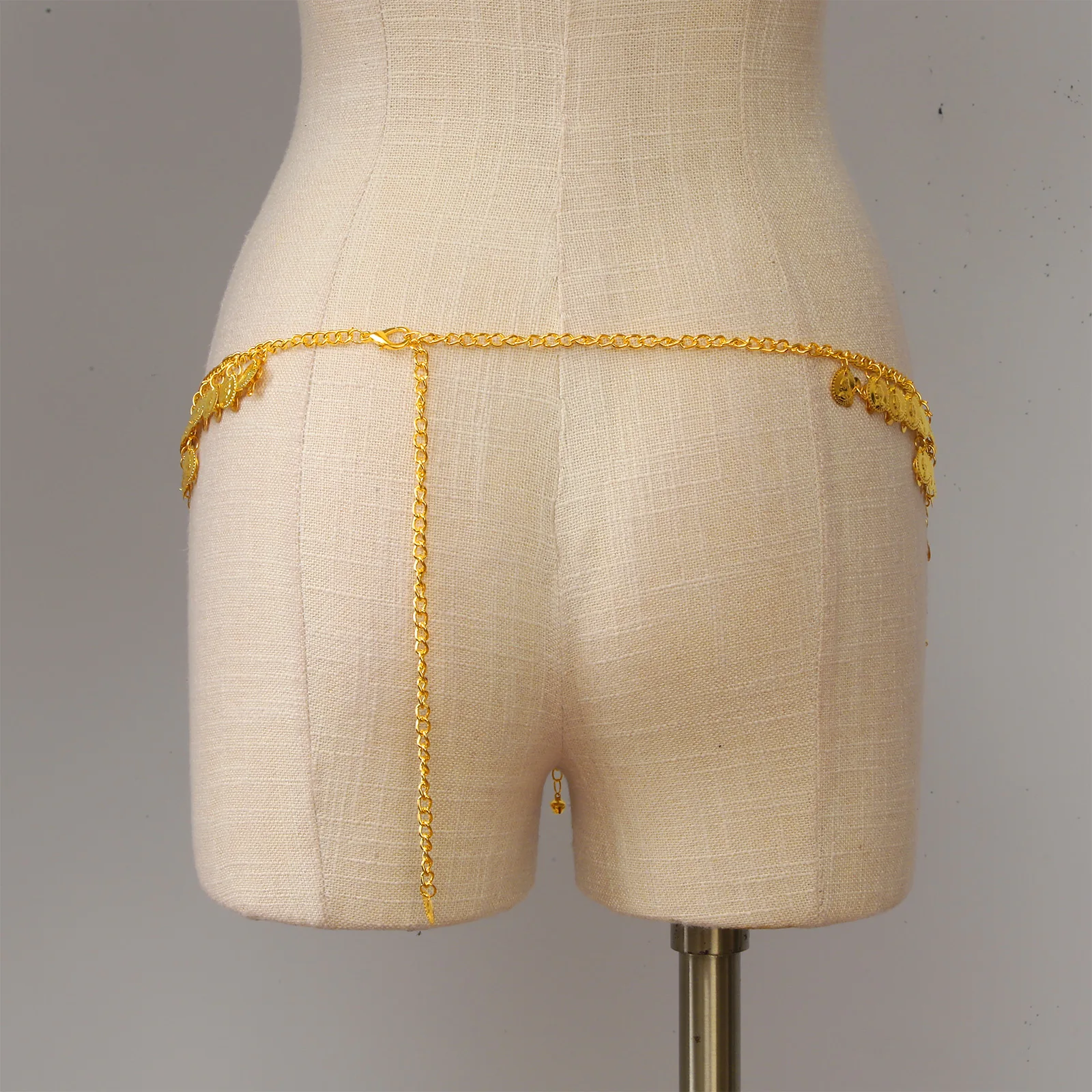 Cadena de cintura con colgante de campana para mujer, Color dorado nuevo, elegante, Sexy, Bikini, cinturón de fiesta, joyería para el cuerpo, danza del vientre, bufanda de cadera, 1 ud.