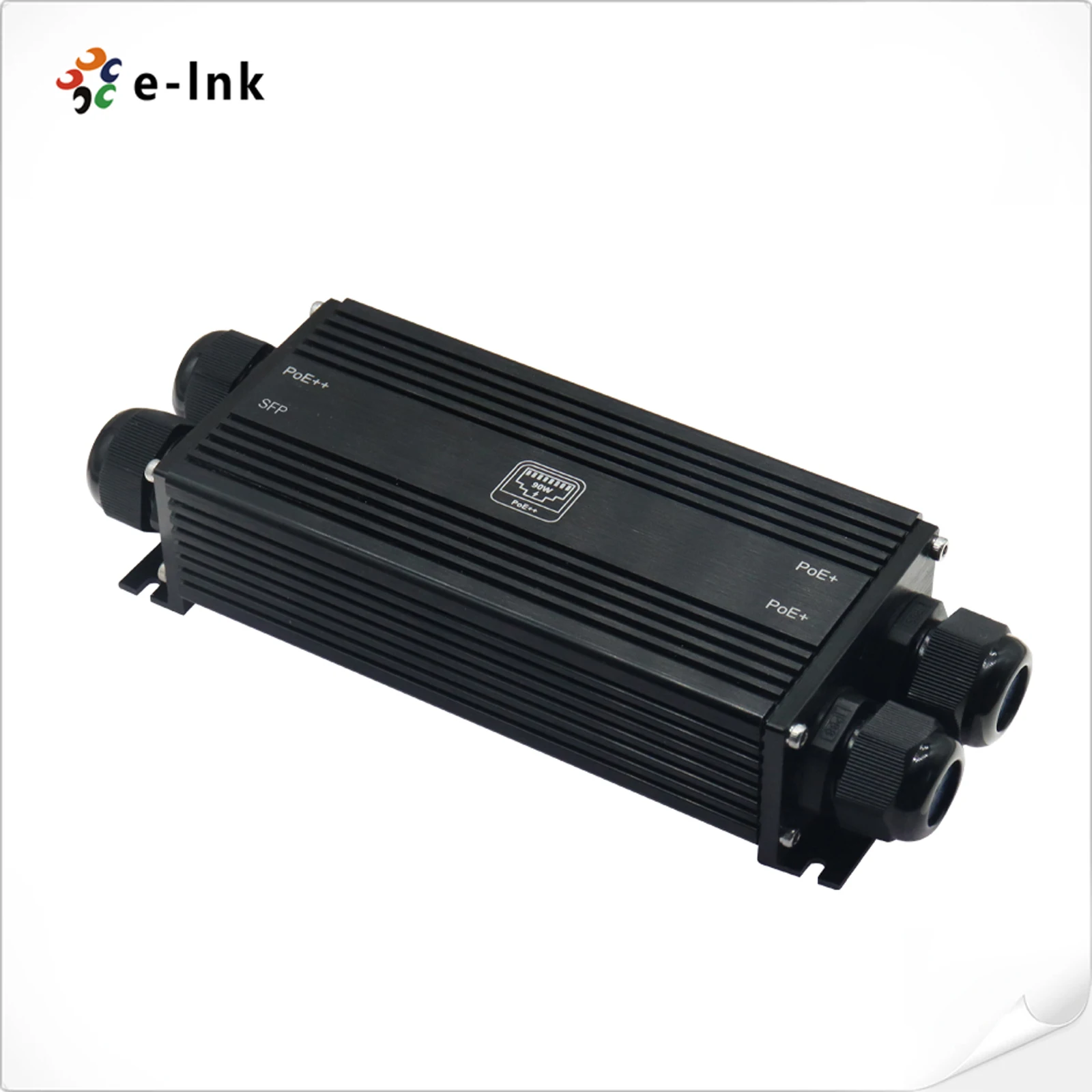 Industrial IP67 Gigabit Extender with PoE++ Support Wide -40°C~80°C Range Wall Mount for Harsh Environments 1 X Input 3 X Output