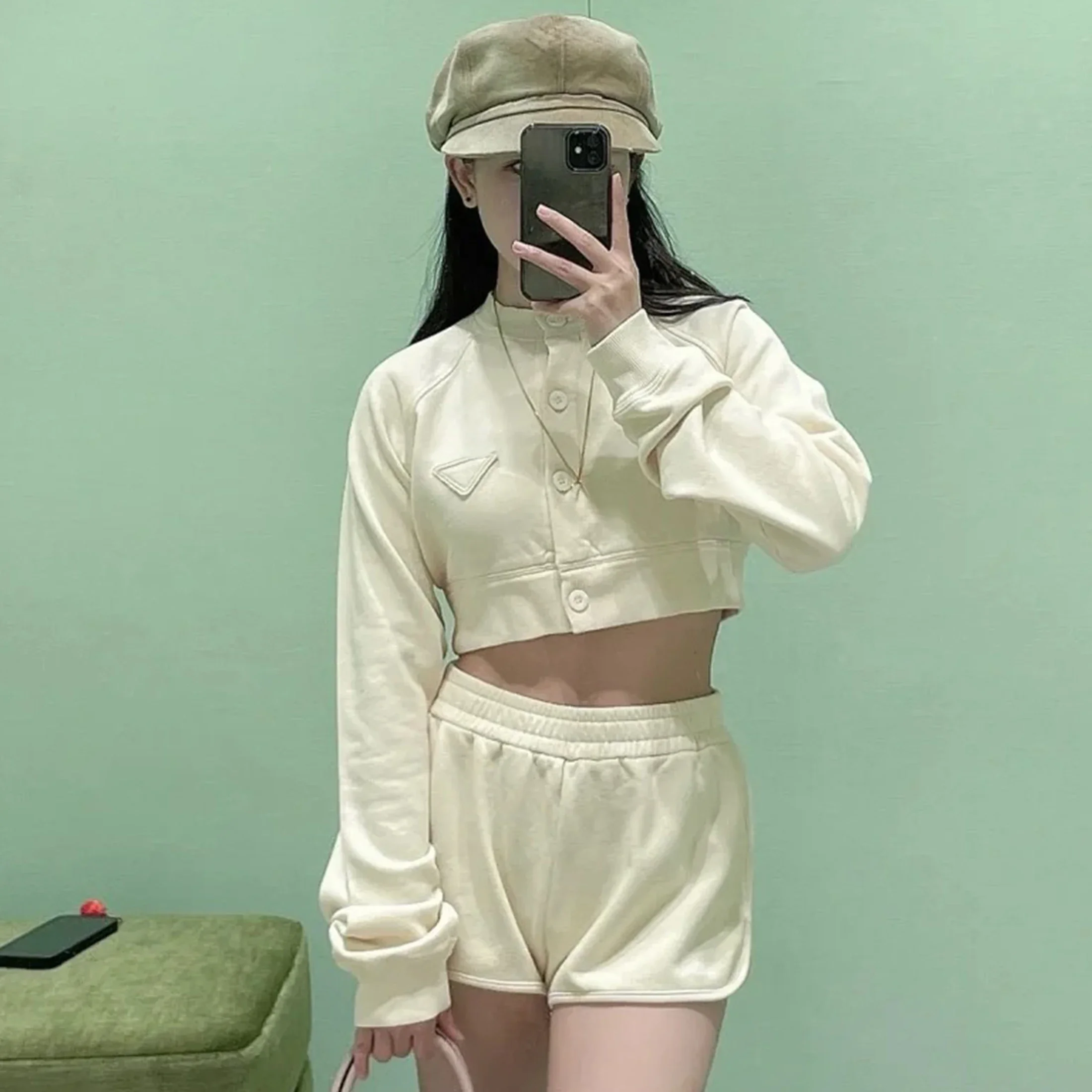 

NIGO Women's Spring And Summer Fashion Casual Slim Fleece Sweatshirt Short Jacket Shorts Casual Suit Ngvp #nigo8714