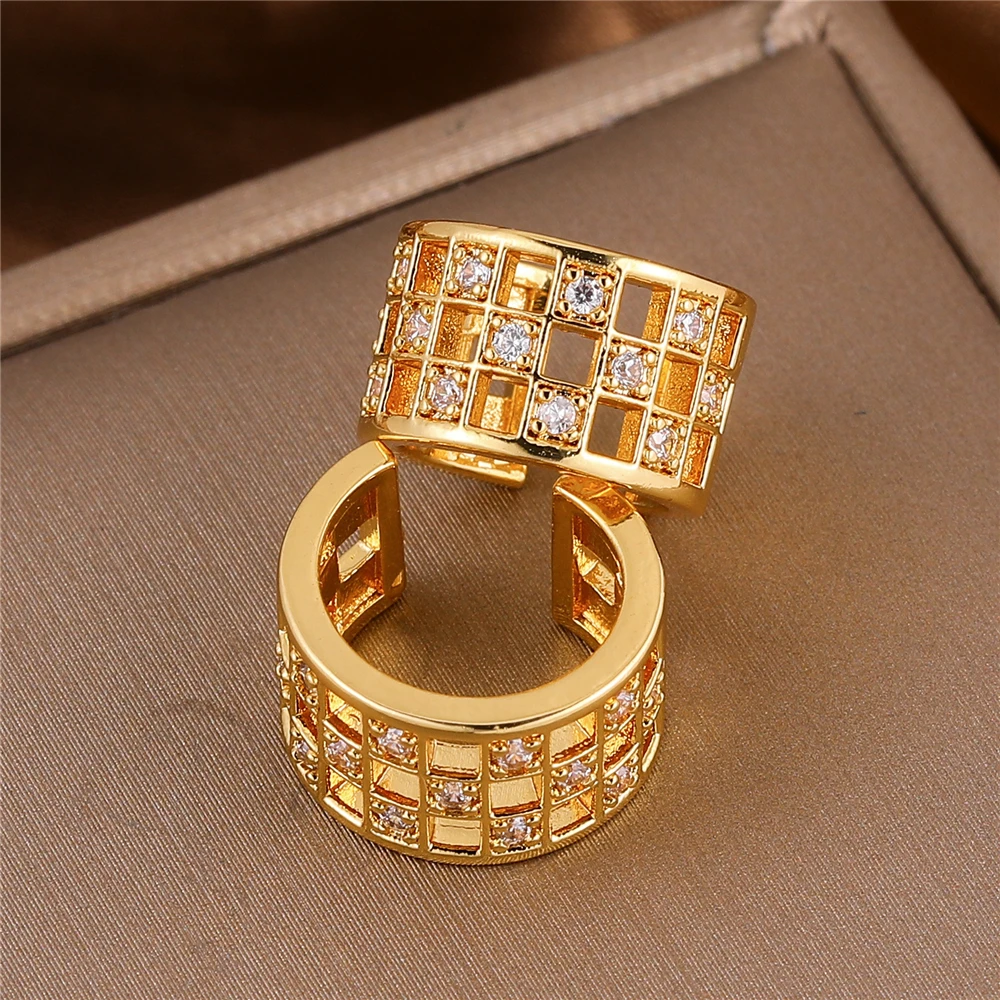 

Metal Brass Plated 18K Real Gold Rhombus Square Design Luxury Fashion Ear Clip Chic Exquisite Zircon Inlaid Women Earrings