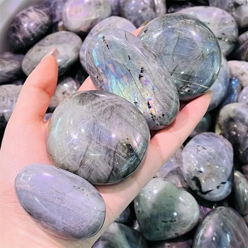 1kg Natural Purple Labradorite Palm Carving Crystals And Healing Fengshui Stones Hand Carved Holiday Gift 1PCS