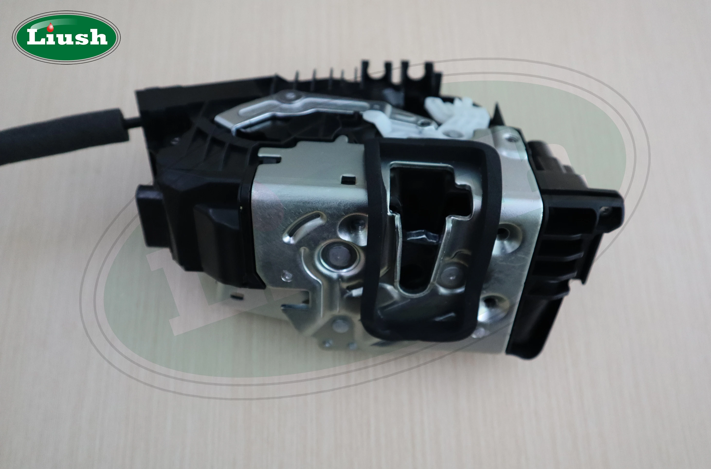 벤츠 CLS C219 2011-2017 차량용 전동 흡착식 도어 시스템 개조 키트, 이지 클로징 리우쉬 파워락, 소프트 클로징 도어 마그넷