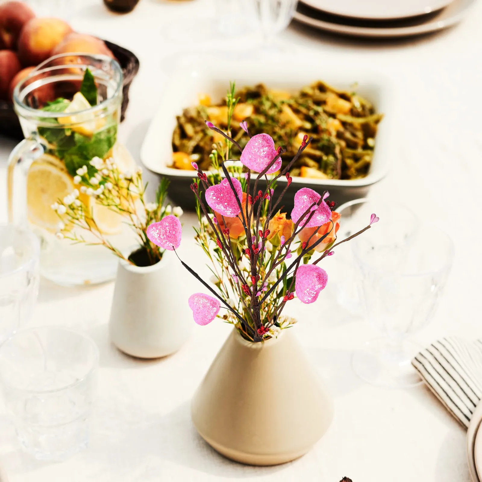 

2 шт. ярких искусственных цветочных веток в форме сердца с ягодами для Дня святого Валентина, для свадебной фотосъемки, домашнего декора, подарка